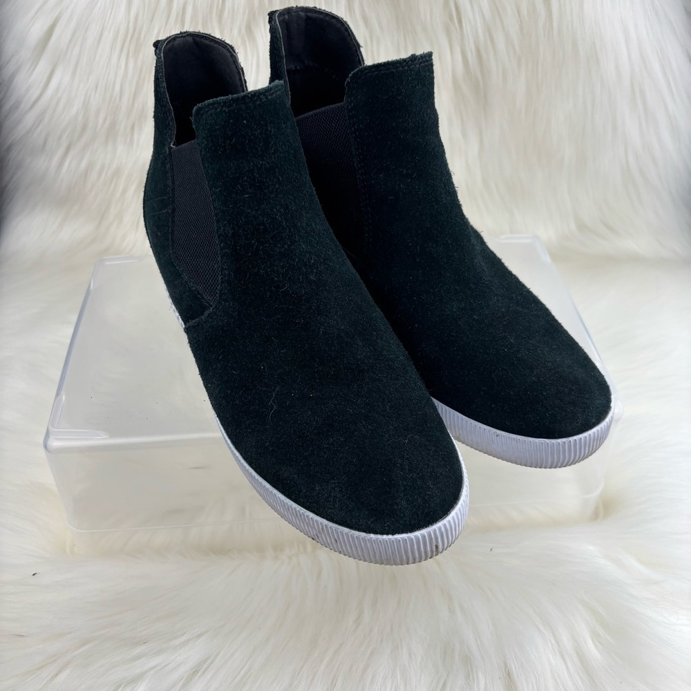Sorel Black Ankle Suede Wedges Boots size 6.5 Woman